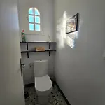 Вилла Magnifique Familiale, 5 Chambres, Piscine & Parking *