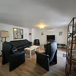 Magnifique Familiale, 5 Chambres, Piscine & Parking Вилла
