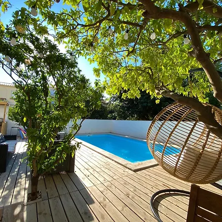 Avec Piscine Villa *