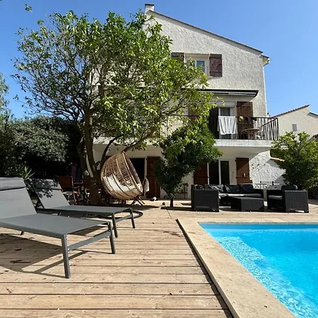 Vila Magnifique Villa Familiale, 5 Chambres, Piscine & Parking *