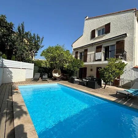 Magnifique Villa Familiale, 5 Chambres, Piscine & Parking Villa *