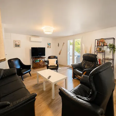 Magnifique Familiale, 5 Chambres, Piscine & Parking Villa *