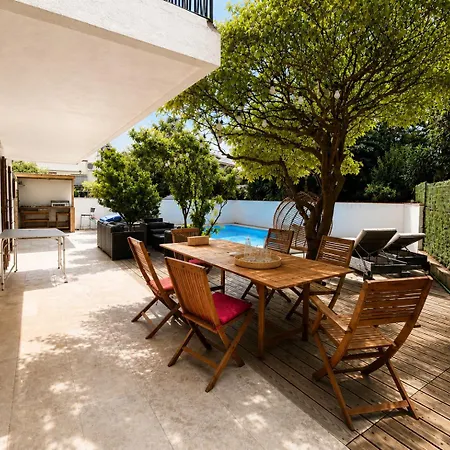 Magnifique Familiale, 5 Chambres, Piscine & Parking Villa *