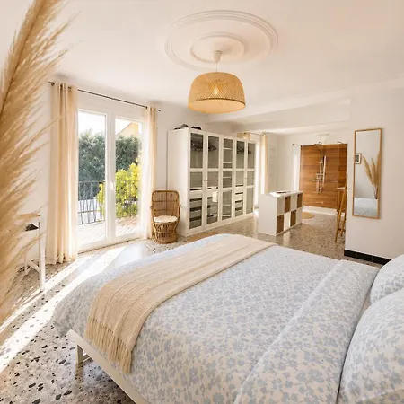 Magnifique Familiale, 5 Chambres, Piscine & Parking *