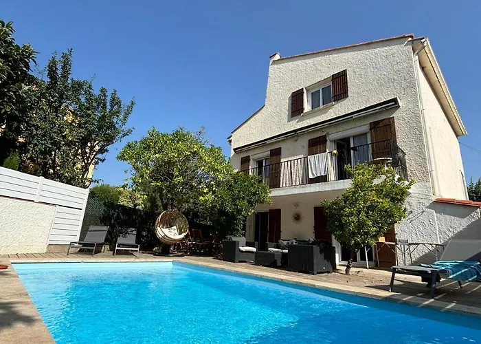 Magnifique Familiale, 5 Chambres, Piscine & Parking 别墅