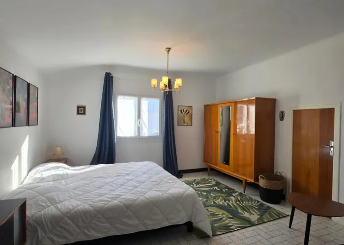 Magnifique Familiale, 5 Chambres, Piscine & Parking
