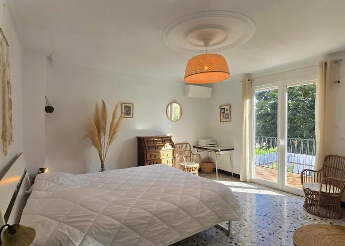 Magnifique Familiale, 5 Chambres, Piscine & Parking